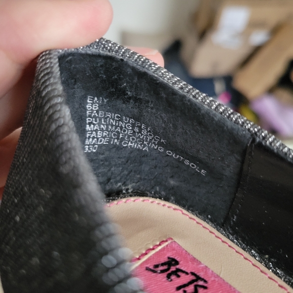 Like New With Tags Betsey Johnson Elegant Gray Emy Bow Flats 6 - Picture 11 of 12